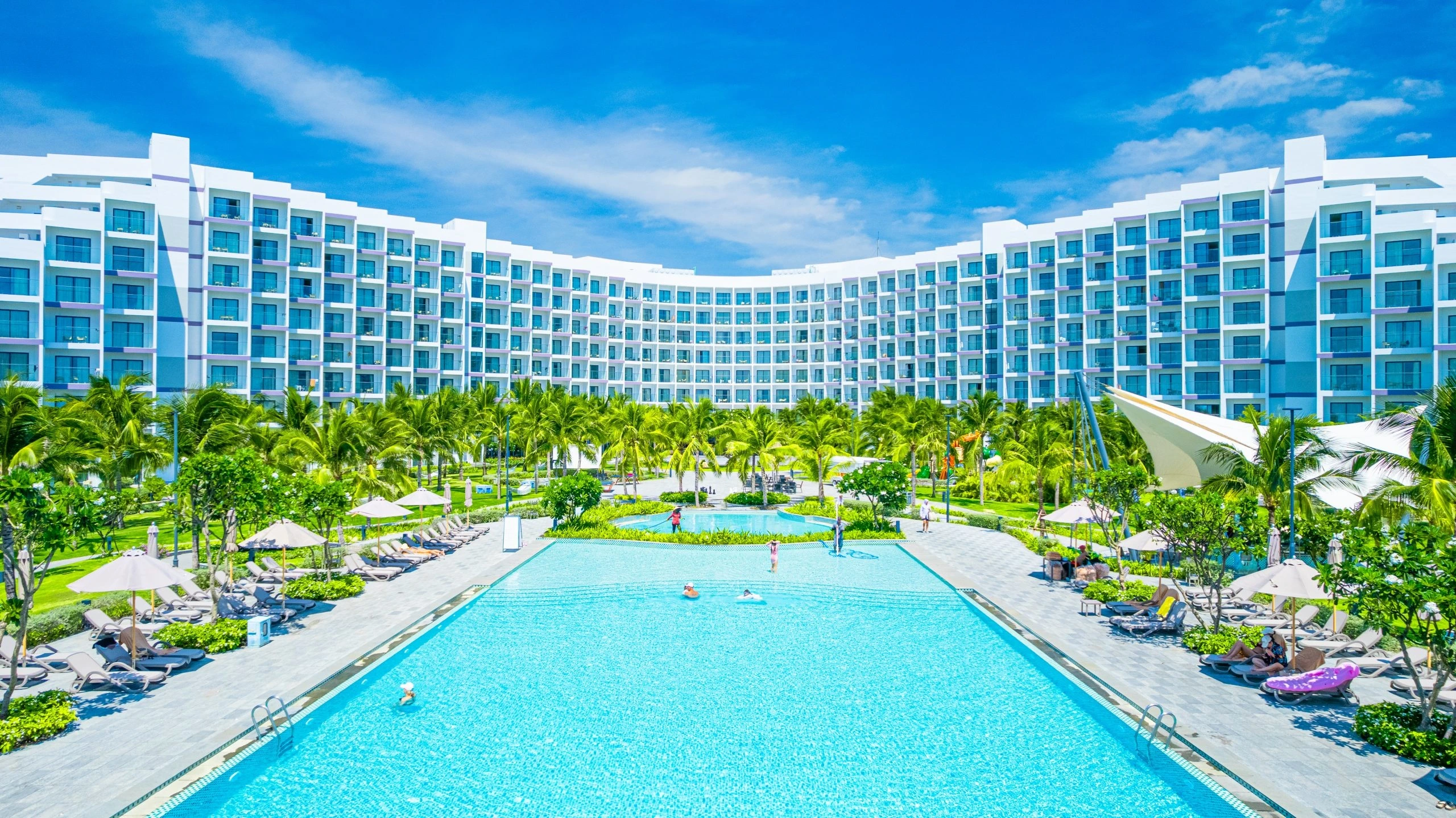 Lugano Resort & Spa Cam Ranh